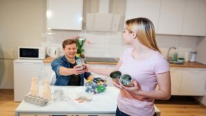utawhacks Column by Whatutalkingboutwillis sharing practical kitchen organization and everyday home tips.